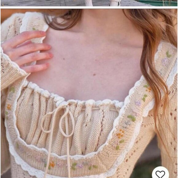 LaceMade Beige and Cream Dress, Small - Picture 2 of 5